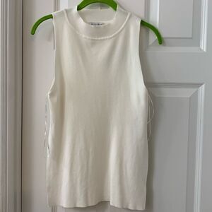 Crescent Size Medium sleeveless white mock turtleneck w/side splits